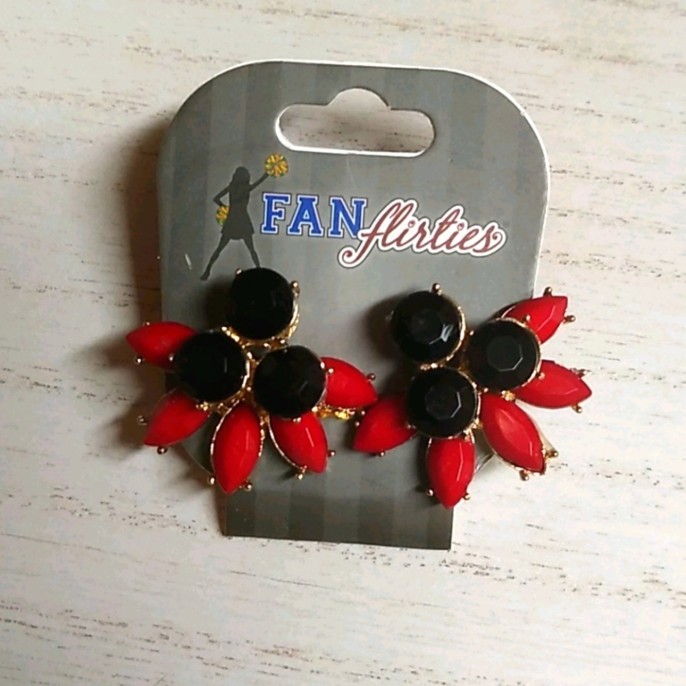😻 3 For $15 Fan Flirties Black & Red Burst Studs